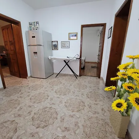 Проживание в семье Mira'S Room Дуррес