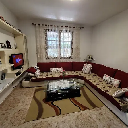 منزل للإقامة Private On A Shared Near *