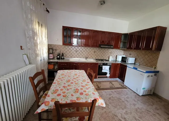 Private On A Shared Near 民宿 *