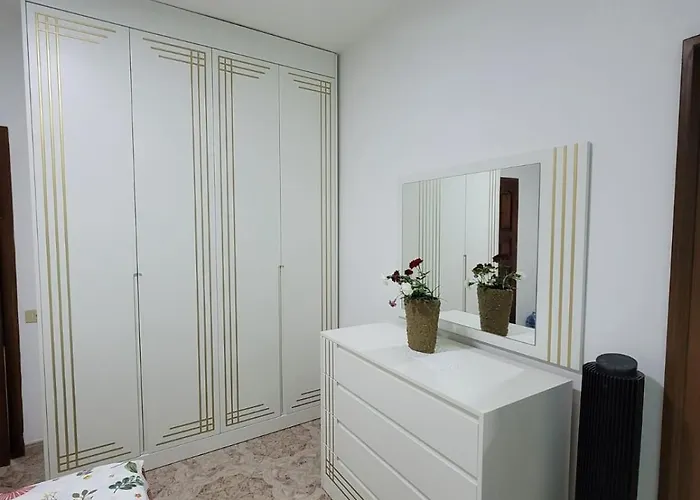 Private On A Shared Near * Durrës