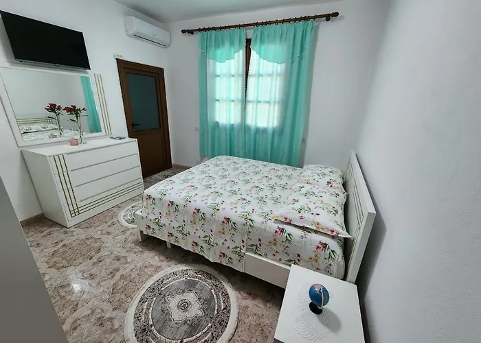 民宿 Private On A Shared Near Durrës