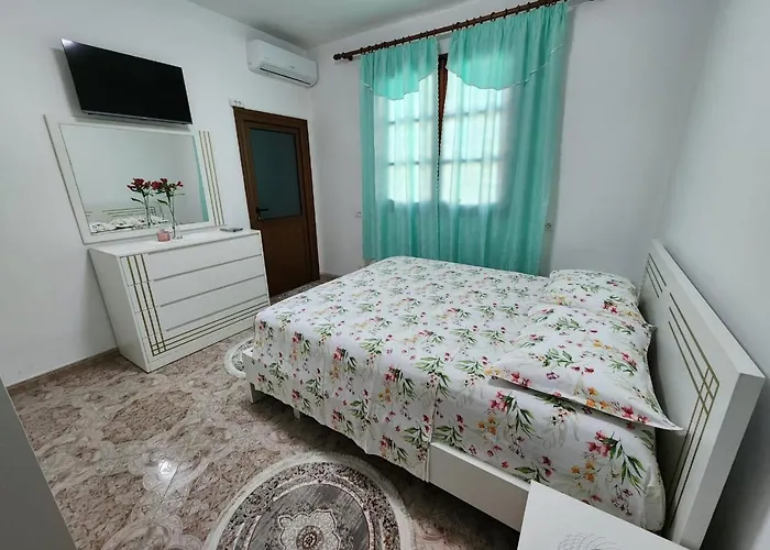 Private On A Shared Near 民宿